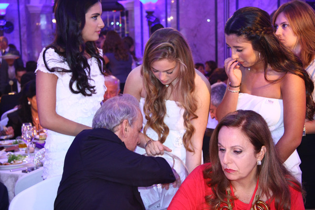 ROADS FOR LIFE Gala Dinner